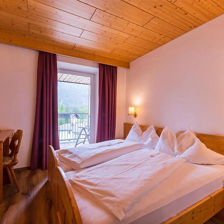 Hotel Dolomiten Dobbiaco Eksteriør billede